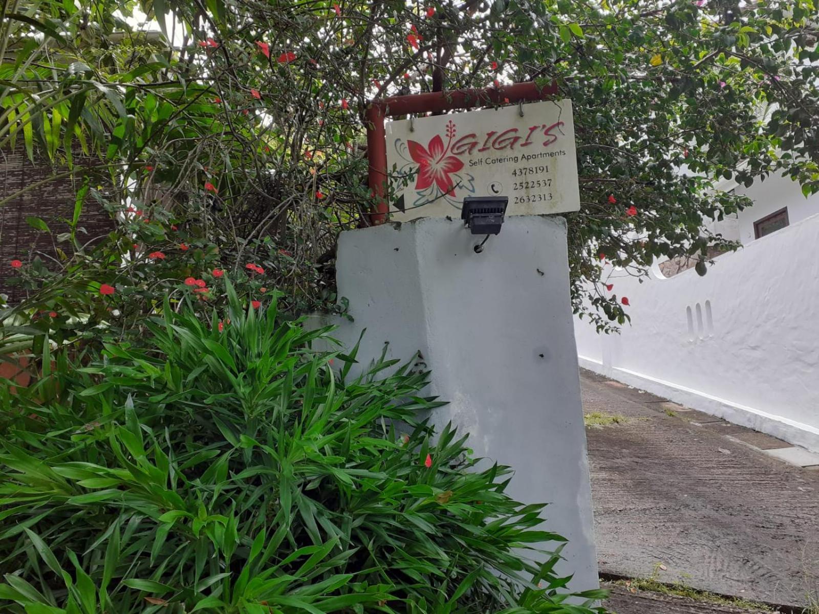 Gigi'S Self Catering Apartment Port Glaud Exterior photo